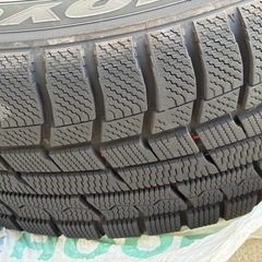 ホイール付きスタッドレスタイヤ4本セット【ステップワゴンで１ヶ月使用】の画像