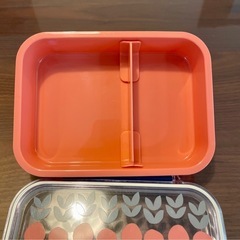 お弁当箱の画像