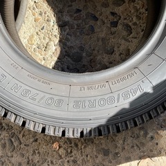 145/80R12 トーヨータイヤ　スタッドレス4本新品の画像