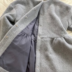 グレーコートの画像