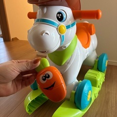 キッコ ベビーロデオ 1歳から3歳位 Chicco BABY RODEO 室内用 乗用玩具 エサやり遊び 子供用の画像