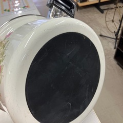 2512-337 ホーロー鍋 中古 キズあり 対応熱源不明の画像