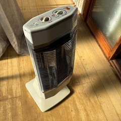 ダイキン遠赤外線暖房機の画像