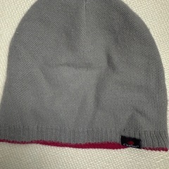 asicsニット帽の画像