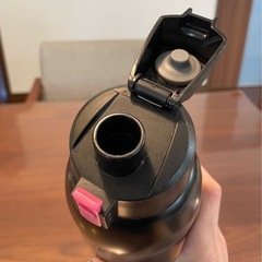 水筒 1500mlの画像