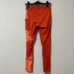 adidasスポーツレギンス　レディースの画像