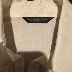 ETONAL FLOW ブラウス 白 ホワイト 長袖シャツ 美品　女性Mサイズの画像