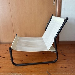 1人用椅子の画像