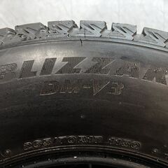 BS BRIDGESTONE BLIZZAK DM-V3 265/70R17 17インチ スタッドレス 4本 21年製 バリ溝 FJクルーザー ランクルプラド等　(MTJ842)クレジットカード QRコード決済可能の画像