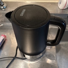 洗濯機、冷蔵庫、ケトル、電子レンジの画像