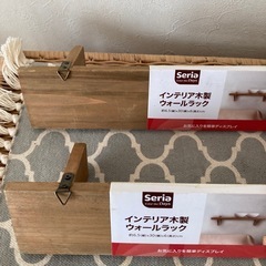 インテリア木製ウォールラックの画像