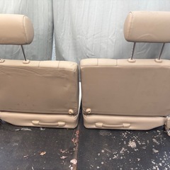 ランクル100系　サードシート　本革の画像