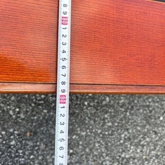 木テーブルの画像