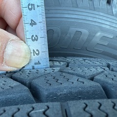 ハイエース 200系スタッドレスアルミホイール4本セットナット付きの画像