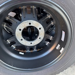 ハイエース 200系スタッドレスアルミホイール4本セットナット付きの画像