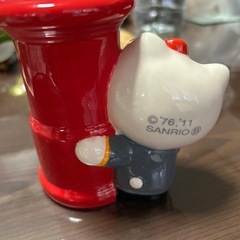 可愛いキティちゃん貯金箱の画像