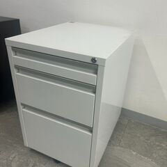 収納ケース(キャリー付き)の画像