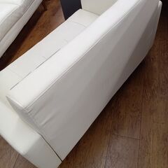 ★リユースのサカイ水戸店★  ２人掛けソファー ホワイト H70×D63×W115 クリーニング済み MT6682の画像