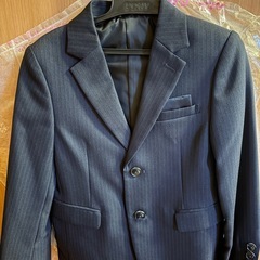 フォーマルスーツ120cm男の子の画像