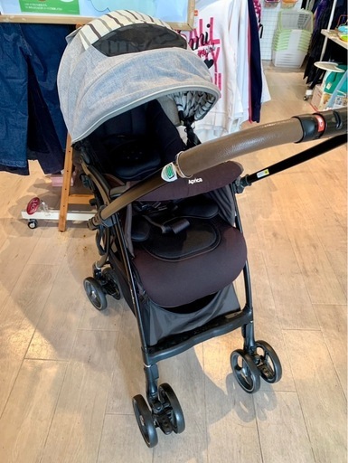 極美品 アップリカ ラクーナクッション ビッテ 1200台限定カラー