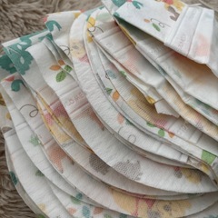 コストコ使い捨てエプロン24枚の画像