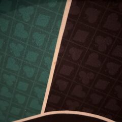 ポーカーテーブルの画像