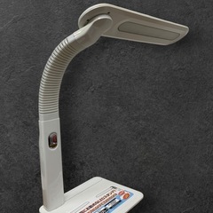 LED学習スタンド ODS-LK21-W/K 8W ホワイト 通電動作確認済み 中古品販売 12Bの画像