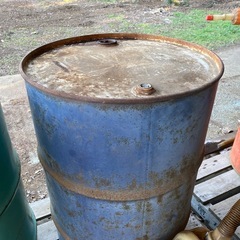中古ドラム缶の画像