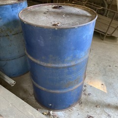 中古ドラム缶の画像