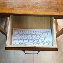 テレワークテーブル/作業机/インテリアの画像