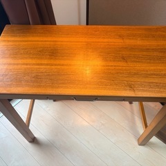 テレワークテーブル/作業机/インテリアの画像