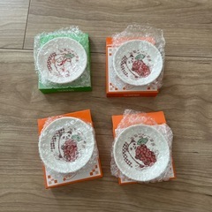 スシロー　ノベルティ　だっこずし　豆皿4枚の画像