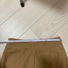 膝丈スカート　スカート　タイトスカート　オフィスコーデ　スーツコーデの画像