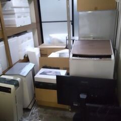 2019年　極上美品　272L　大容量で使いやすい設計　霜取りファン搭載　3ドア　冷蔵庫の画像