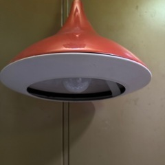 ペンダントライト 昭和レトロ レトロポップ 照明器具 吊り下げ 照明 ビンテージ　アンティーク　動作確認済み　小さめですの画像