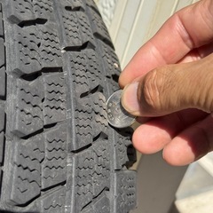スタッドレスタイヤ 175/65R15の画像