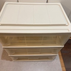 プラケース　衣装ケースの画像