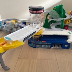 組立トミカ3セットの画像