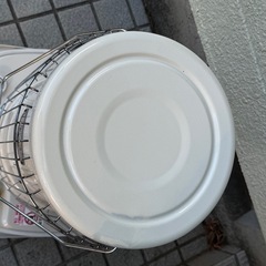 美品　コロナストーブ　石油ストーブ　2022年製　説明書付き　灯油ケース付きの画像