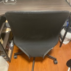 仕事用デスクの画像