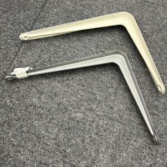 【まとめ売り】棚受け金具・板留めパーツセット／引き取り限定の画像