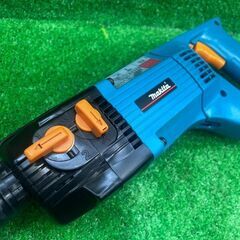 マキタ 8406C 120mmダイヤコア振動ドリル【船橋馬込店】【店頭取引限定】【中古】管理番号：IT80TK0EUKWCの画像