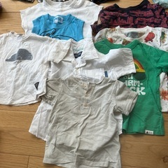 差し上げます。子供服70から80男の子の画像