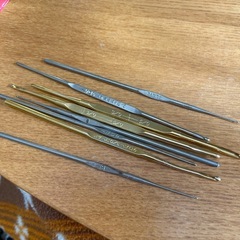 【決まりました】かぎ棒・レース針の8本セット＋3本ケース付きの画像