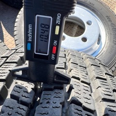 ヨコハマ 195/75R15 109/107L LT 12PRPRの画像