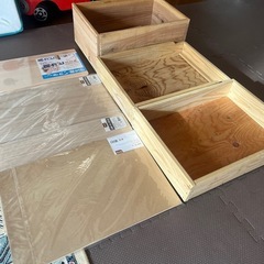 木箱、板などの画像