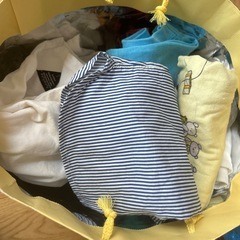 差し上げます。子供服70から80男の子の画像