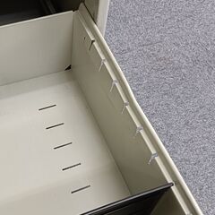 事務脇机-2の画像