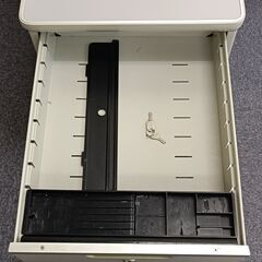 事務脇机-2の画像