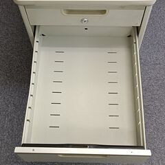 事務脇机-2の画像